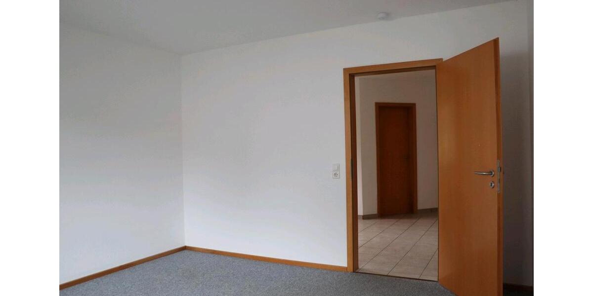 Terrassenwohnung Kraichtal - 2 Zimmer, 80 m&sup2;, 700&euro; | Angebot:24651595