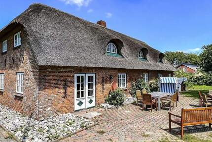 Haus Emmelsbüll-Horsbüll Horsbüll - 7 Zimmer, 275 m&sup2;, 2.150&euro; | Angebot:25689307