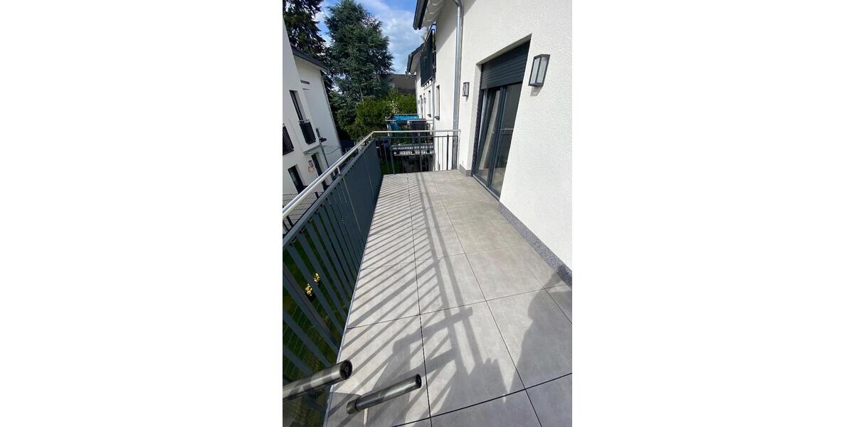 Etagenwohnung Schöneck - 3 Zimmer, 81 m&sup2;, 1.210&euro; | Angebot:26580247