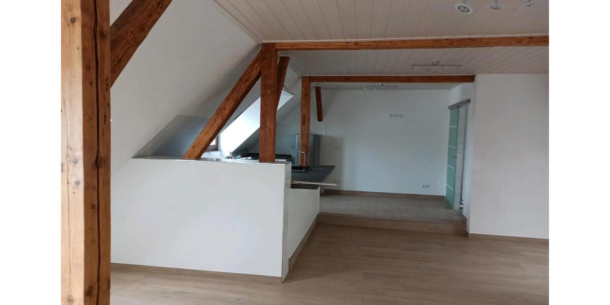 Dachgeschoßwohnung Schkeuditz - 1 Zimmer, 70 m&sup2;, 1.000&euro; | Angebot:24425979