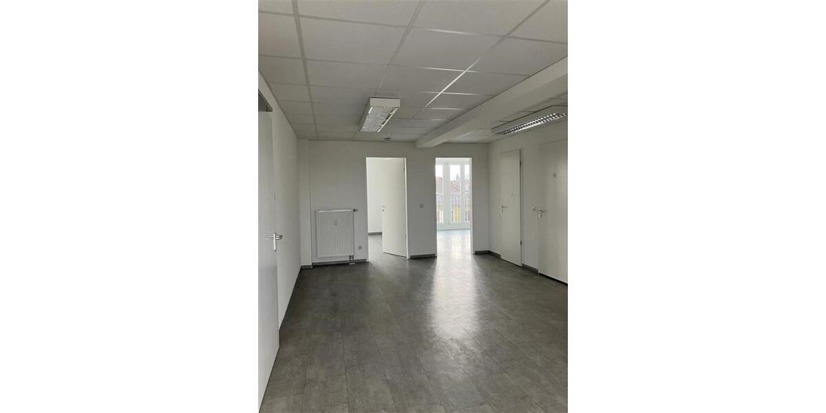 Gewerbeobjekt Köln Chorweiler - 1.950&euro; | Angebot:23690713