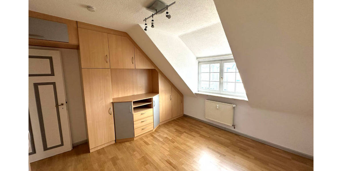 GLOBAL INVEST SINSHEIM | Tolle, frisch renovierte 3-Zimmer-Gründerzeitwohnung in Sinsheim 3 zimmer