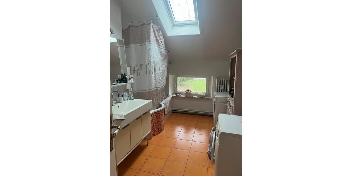 Etagenwohnung Wankendorf - 2 Zimmer, 180 m&sup2;, 600&euro; | Angebot:26495435