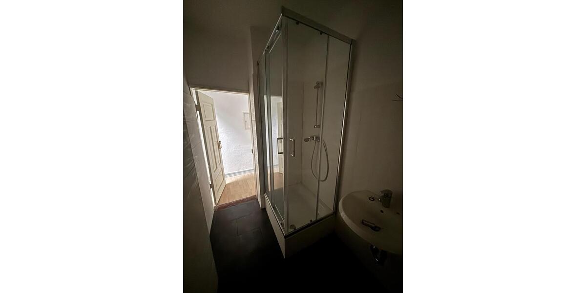 Etagenwohnung Salzwedel - 3 Zimmer, 85 m&sup2;, 390&euro; | Angebot:25841704