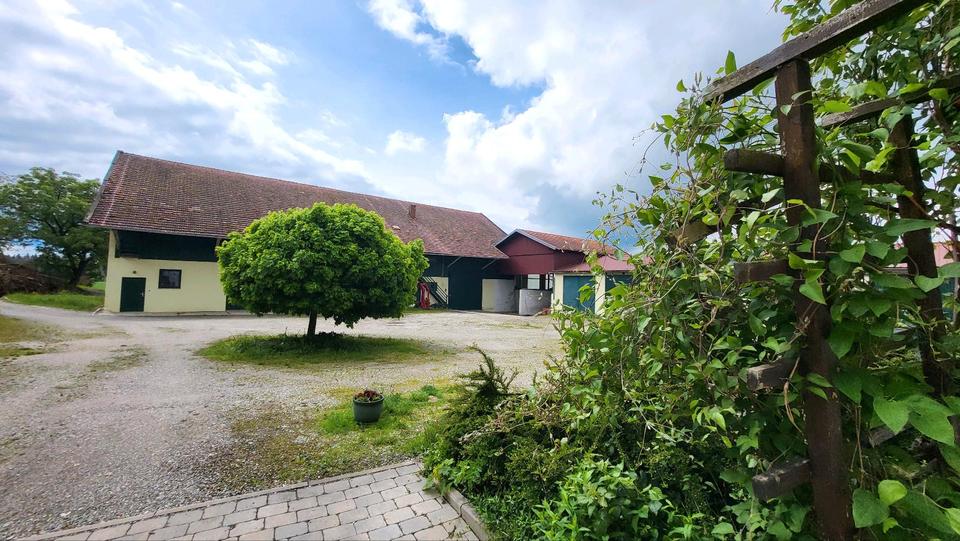 Dachgeschoßwohnung Unterdietfurt - 3 Zimmer, 82 m&sup2;, 920&euro; | Angebot:26578660