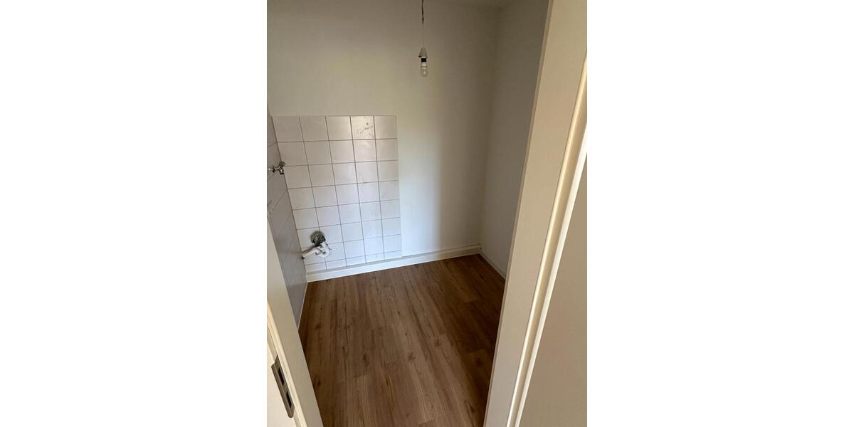 Etagenwohnung Unkel - 3 Zimmer, 105 m&sup2;, 1.100&euro; | Angebot:26692694