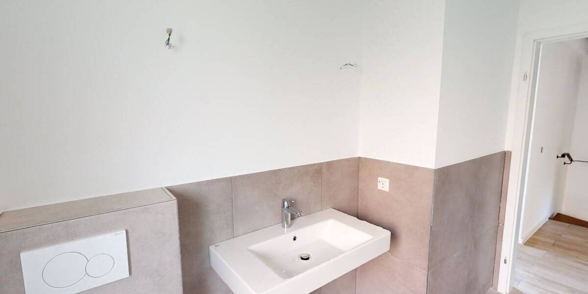 Einfamilienhaus Düsseldorf/ Lörick Lörick - 5 Zimmer, 130 m&sup2;, 2.490&euro; | Angebot:26191505