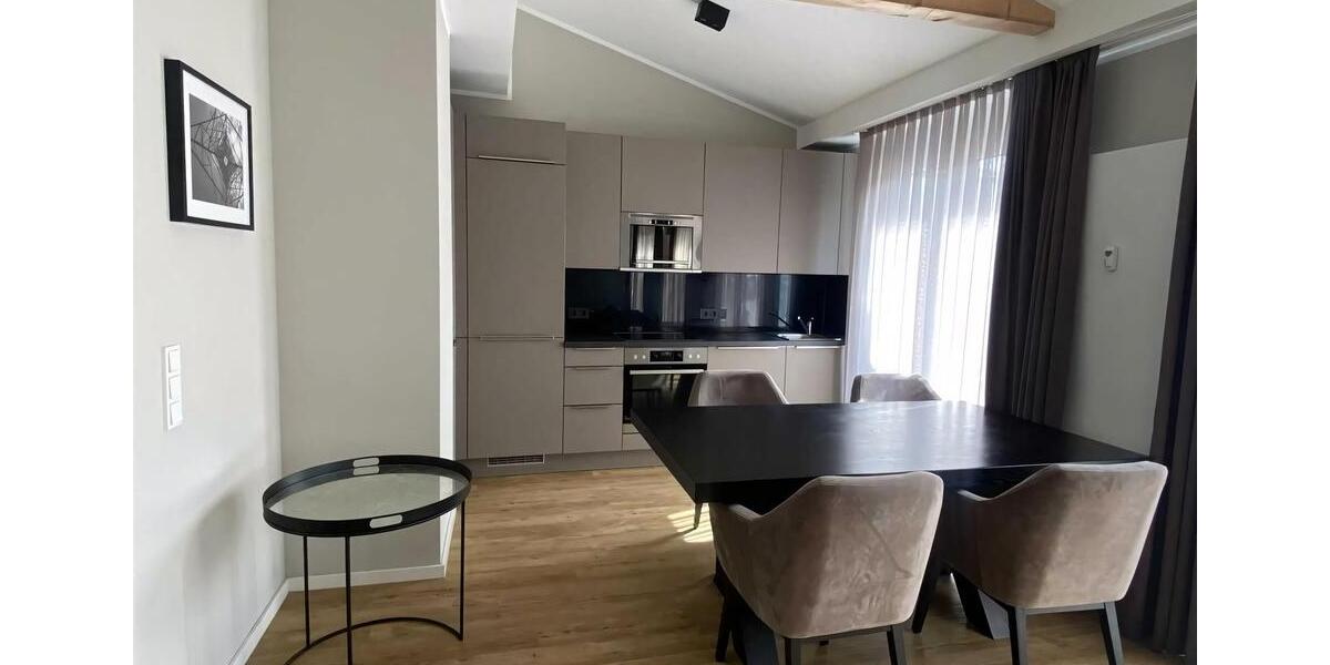 Etagenwohnung Wiesbaden - 4 Zimmer, 111 m&sup2;, 2.090&euro; | Angebot:26698912