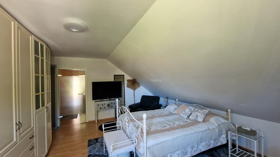 Etagenwohnung Gummersbach Berstig Süd - 2 Zimmer, 90 m&sup2;, 590&euro; | Angebot:26615573