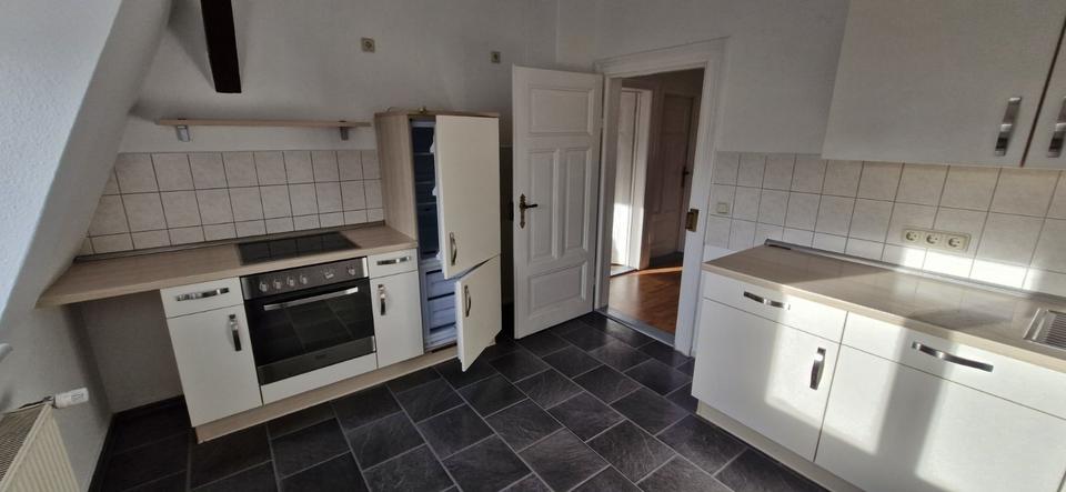Etagenwohnung Blankenburg (Harz) - 2 Zimmer, 64 m&sup2;, 350&euro; | Angebot:24672950