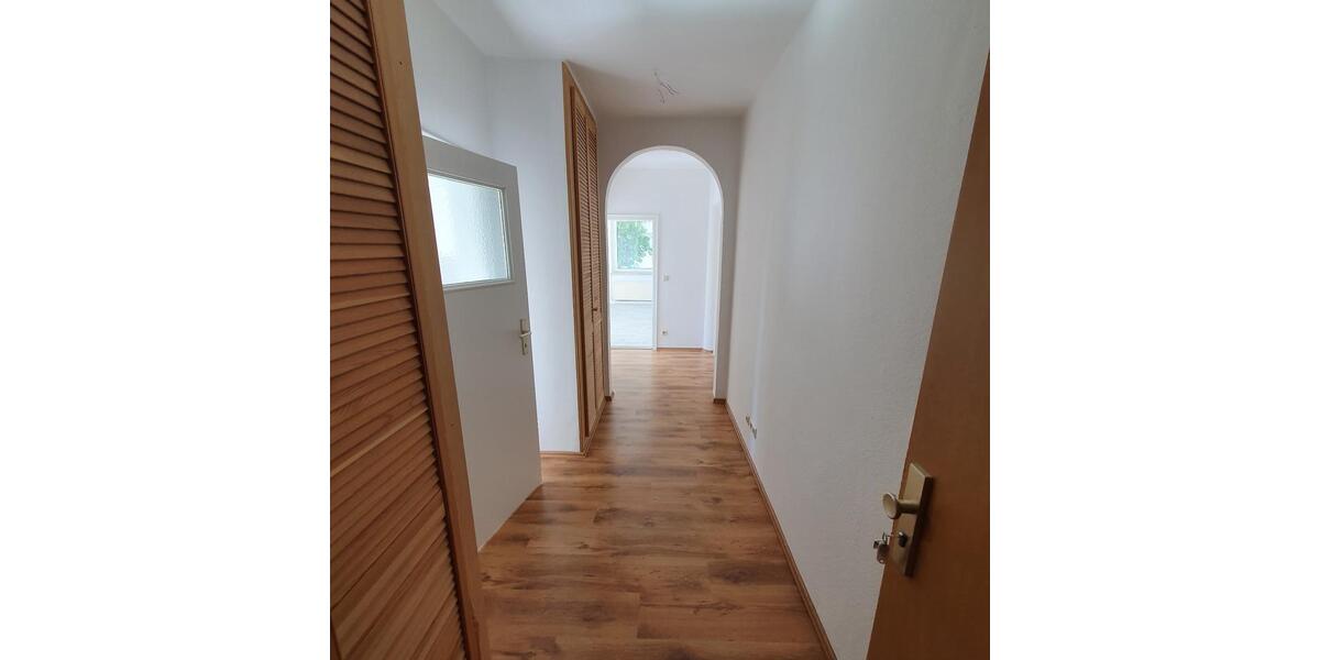 Etagenwohnung Seehausen (Altmark) - 3 Zimmer, 70 m&sup2;, 400&euro; | Angebot:24793602