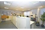 Gewerbehalle mit Büroeinheiten und Lagerfläche zimmer