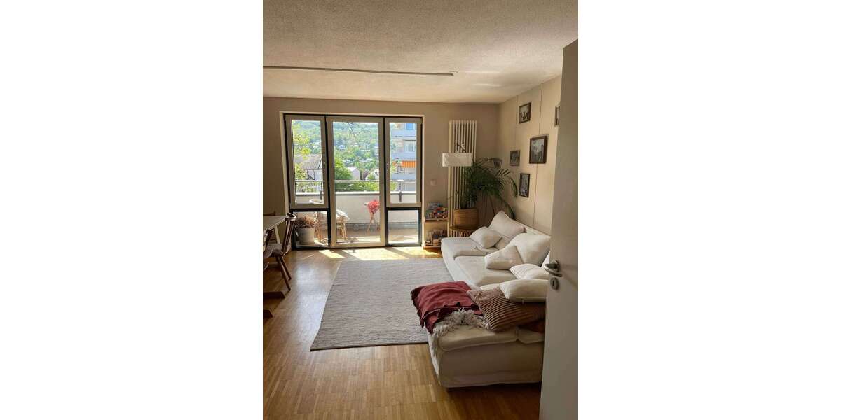 Etagenwohnung Lörrach - 3 Zimmer, 76 m&sup2;, 1.150&euro; | Angebot:26477877