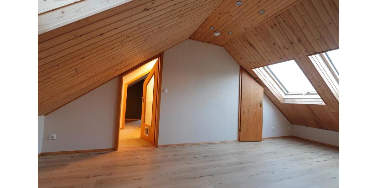 Maisonettenwohnung Dietzenbach - 4 Zimmer, 110 m&sup2;, 1.300&euro; | Angebot:26272086