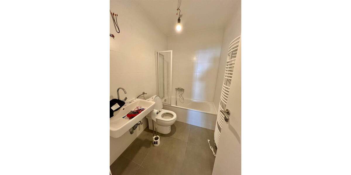 Etagenwohnung München Untergiesing-Harlaching - 2 Zimmer, 74 m&sup2;, 1.395&euro; | Angebot:25693304