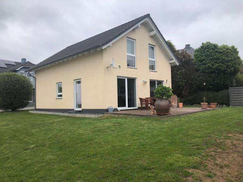 Haus zum Mieten in Deesen 975 € 120 m² 4 zimmer