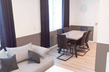 Wohnung Oberndorf - 3 Zimmer, 80 m&sup2;, 720&euro; | Angebot:26674302
