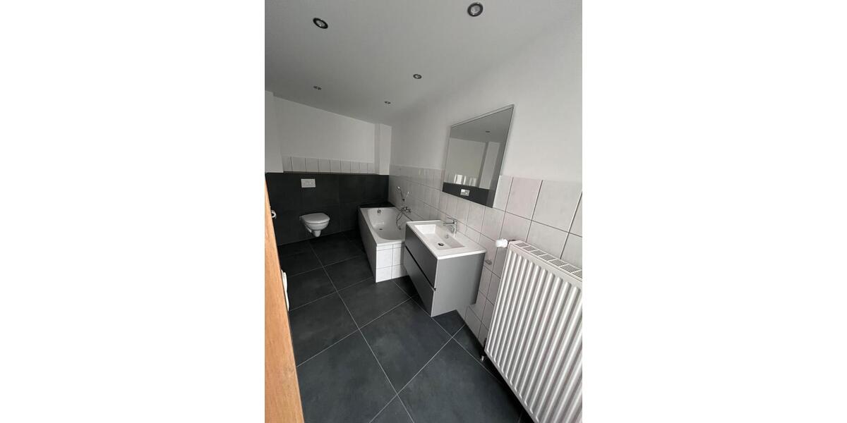 Etagenwohnung Geilenkirchen - 5 Zimmer, 105 m&sup2;, 1.050&euro; | Angebot:26279681