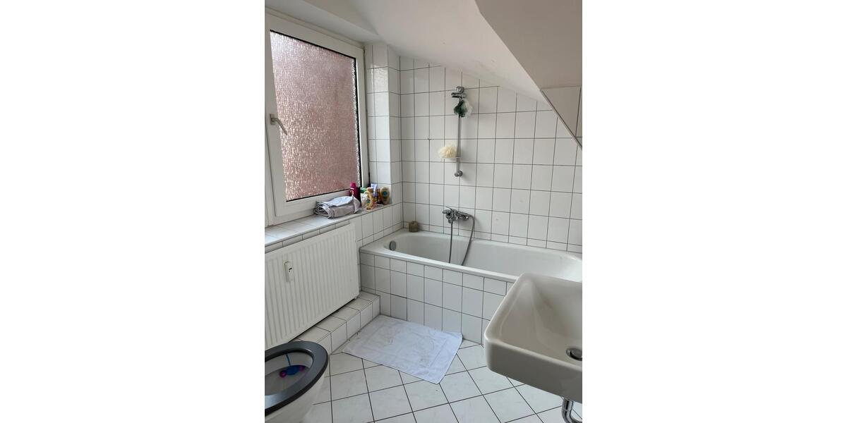 Etagenwohnung Kiel Schreventeich - 5 Zimmer, 98 m&sup2;, 1.648&euro; | Angebot:25591512