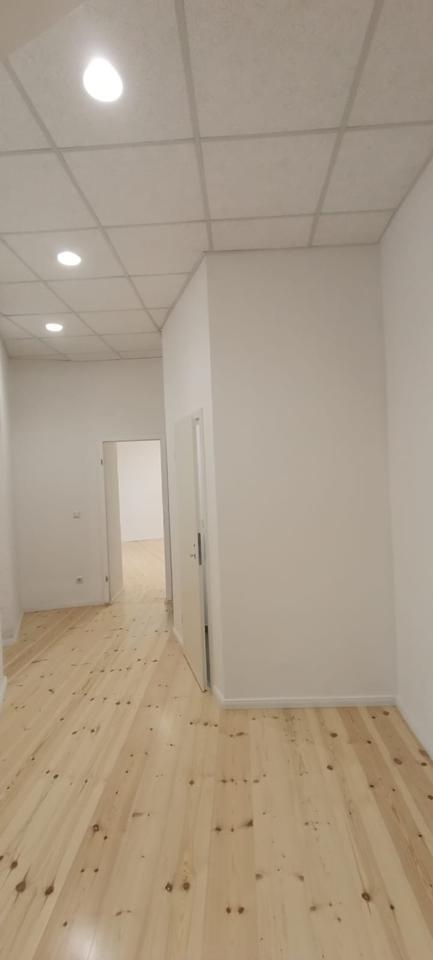 Aktuell in Sanierung! Helle EG-Bürofläche mit neuem Dielenboden direkt am S-Bahnhof Strausberg