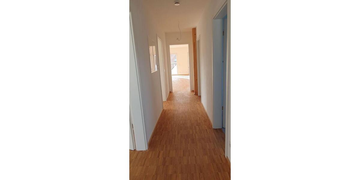 Dachgeschoßwohnung Ingolstadt Nordost - 3 Zimmer, 1.364&euro; | Angebot:23546369