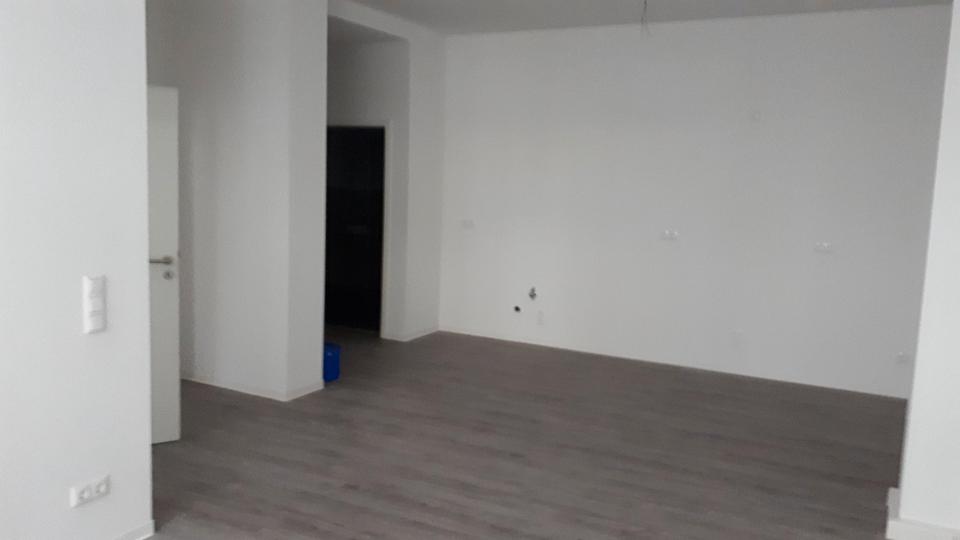 Erdgeschoßwohnung Sangerhausen - 2 Zimmer, 64 m&sup2;, 400&euro; | Angebot:26635235