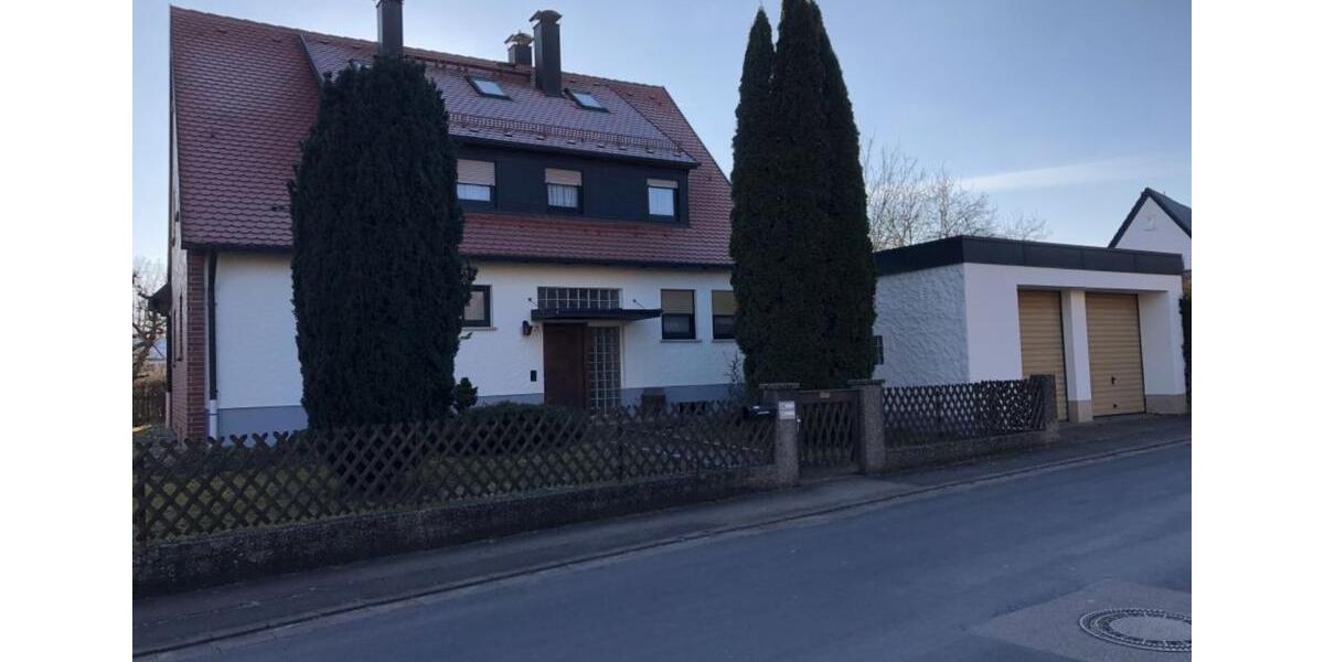 Dachgeschoßwohnung Markt Bibart - 2 Zimmer, 2.980&euro; | Angebot:22423625