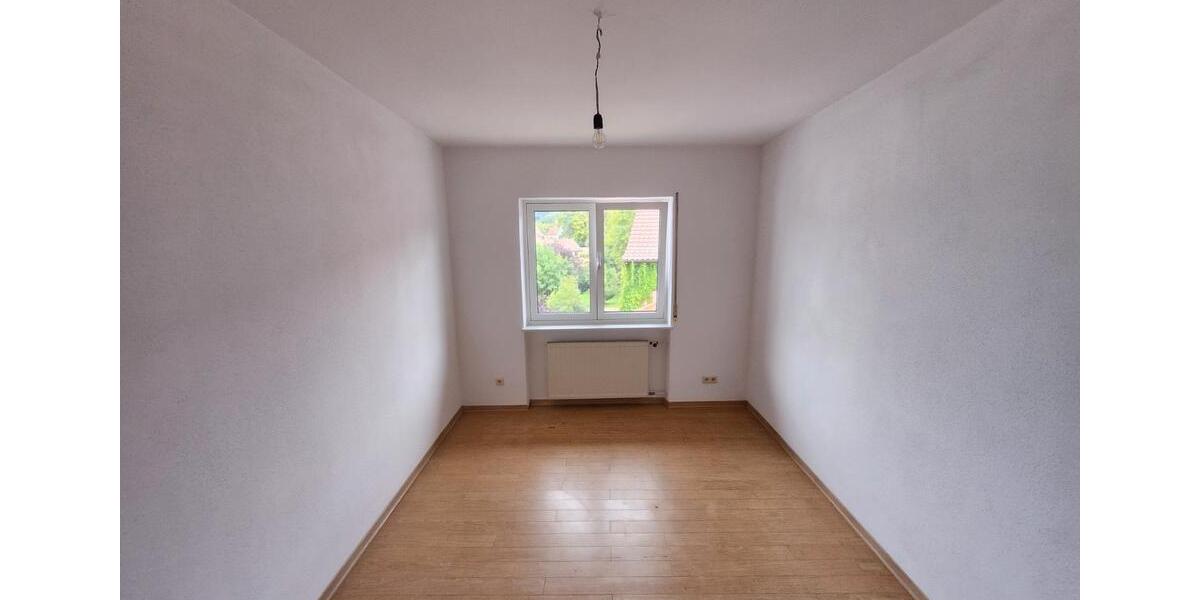 Etagenwohnung Nohfelden - 3 Zimmer, 90 m&sup2;, 954&euro; | Angebot:25361020