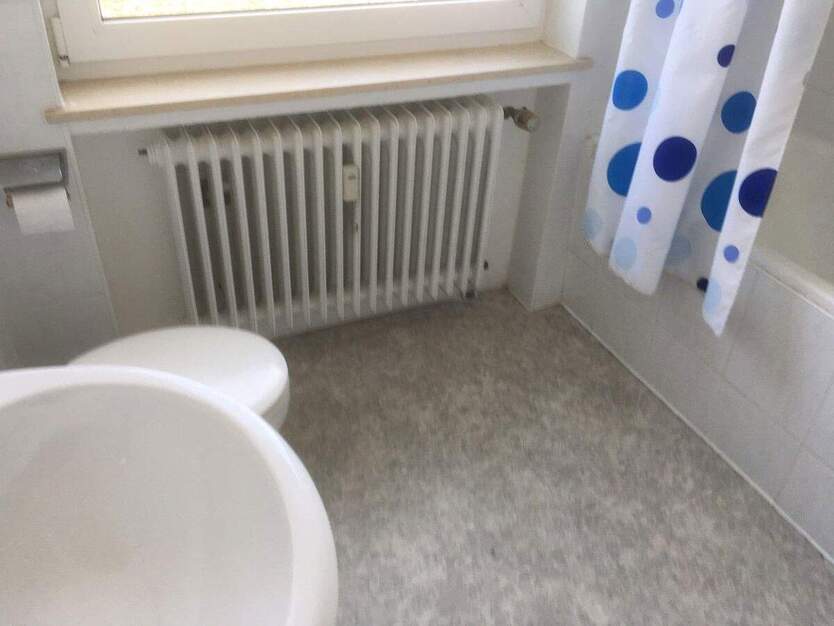 Vermietung 2-Zi-Whg. 2 zimmer