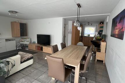 Doppelhaushälfte mit Sauna, Whirlpool & PV-Anlage zu vermieten