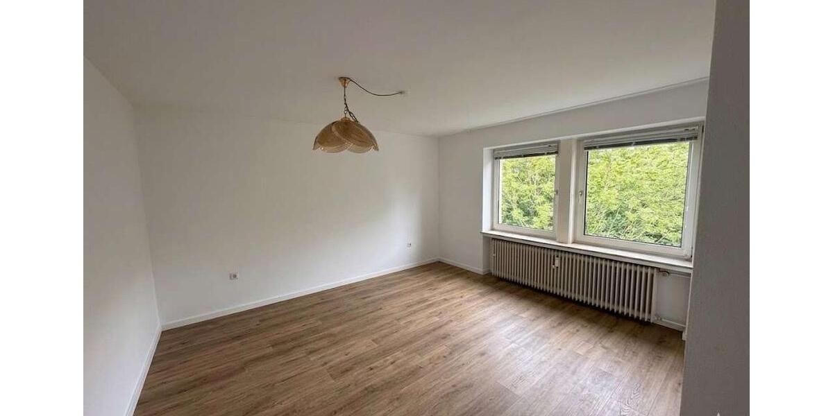 Etagenwohnung Siegen Kaan-Marienborn - 2 Zimmer, 75 m&sup2;, 990&euro; | Angebot:26704129