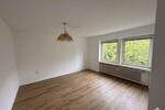 Etagenwohnung Siegen Kaan-Marienborn - 2 Zimmer, 75 m&sup2;, 990&euro; | Angebot:26704129