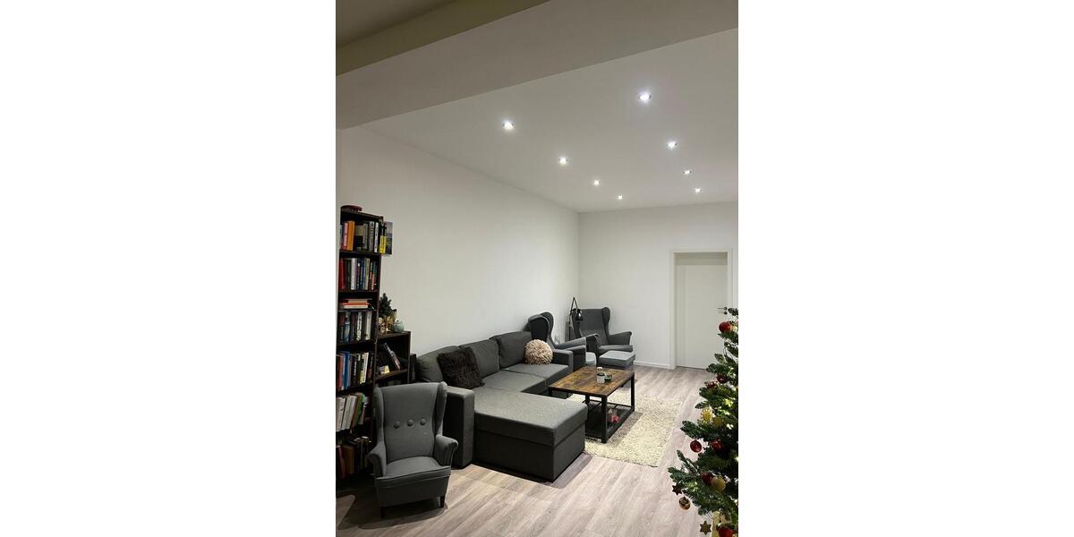 Erdgeschoßwohnung Siegen - 3 Zimmer, 90 m&sup2;, 990&euro; | Angebot:24804568