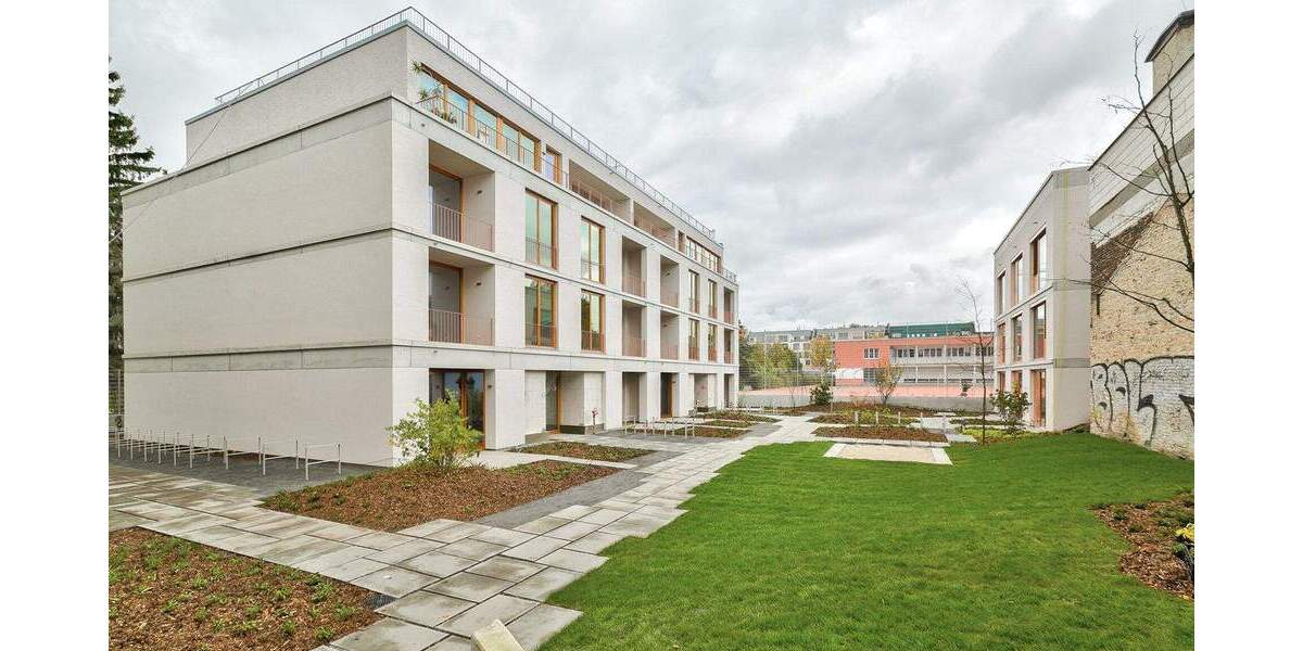 Licht, Ruhe und Stil - Neubau im geschützten Innenhof 3 zimmer