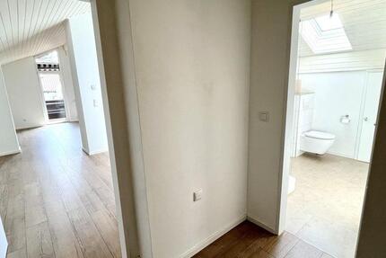 Wohnung Bergen - 1.5 Zimmer, 64 m&sup2;, 890&euro; | Angebot:26613871