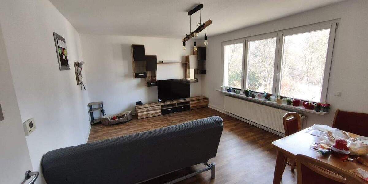 Etagenwohnung Seesen - 3 Zimmer, 85 m&sup2;, 510&euro; | Angebot:25685499