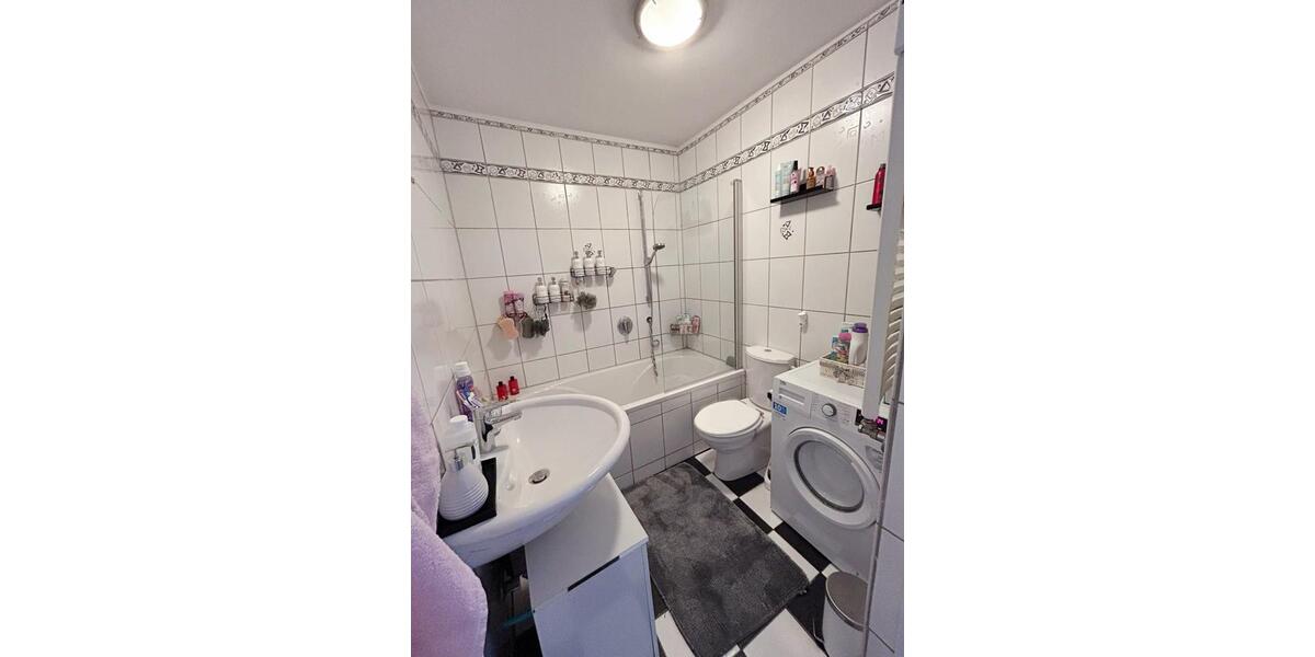 Etagenwohnung Aachen Aachen-Mitte - 3 Zimmer, 80 m&sup2;, 750&euro; | Angebot:26235820
