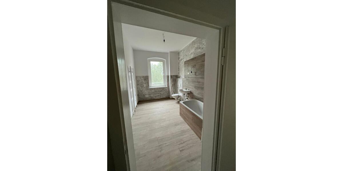 Erdgeschoßwohnung Fürstenberg/Havel Havel - 3 Zimmer, 98 m&sup2;, 980&euro; | Angebot:25961977