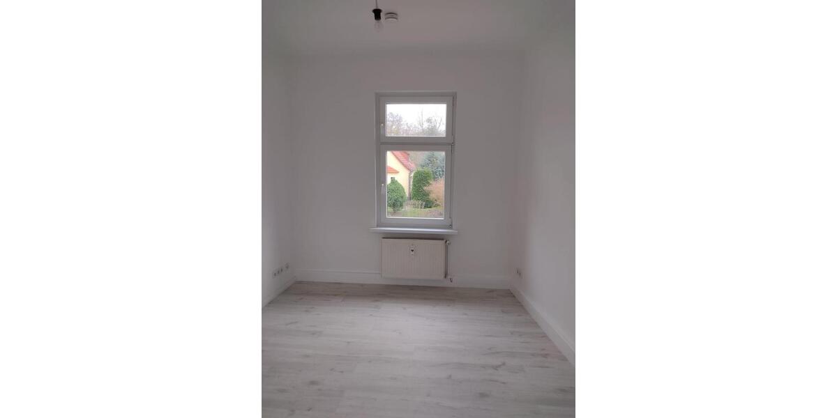 Etagenwohnung Ahrensfelde - 2 Zimmer, 35 m&sup2;, 380&euro; | Angebot:25855428