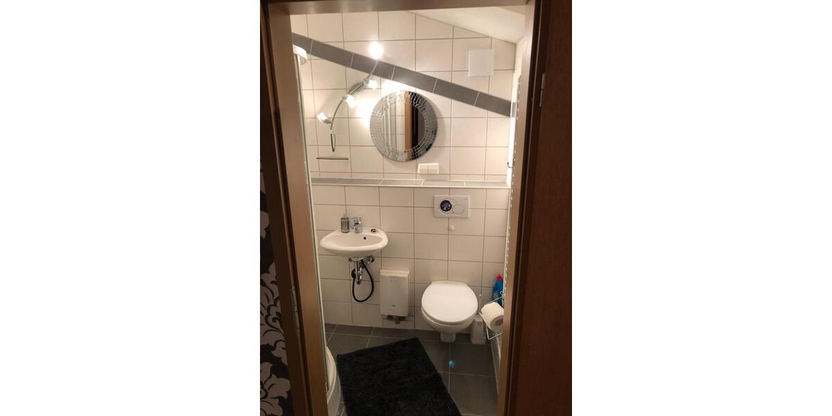 Dachgeschoßwohnung Wolfsburg Alt-Wolfsburg - 2 Zimmer, 90 m&sup2;, 750&euro; | Angebot:25298923