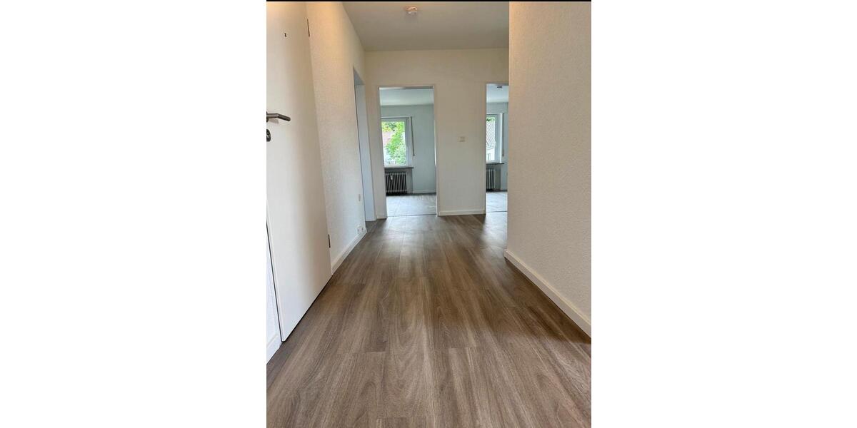 Dachgeschoßwohnung Horn-Bad Meinberg Bad Meinberg - 4 Zimmer, 80 m&sup2;, 750&euro; | Angebot:25647873