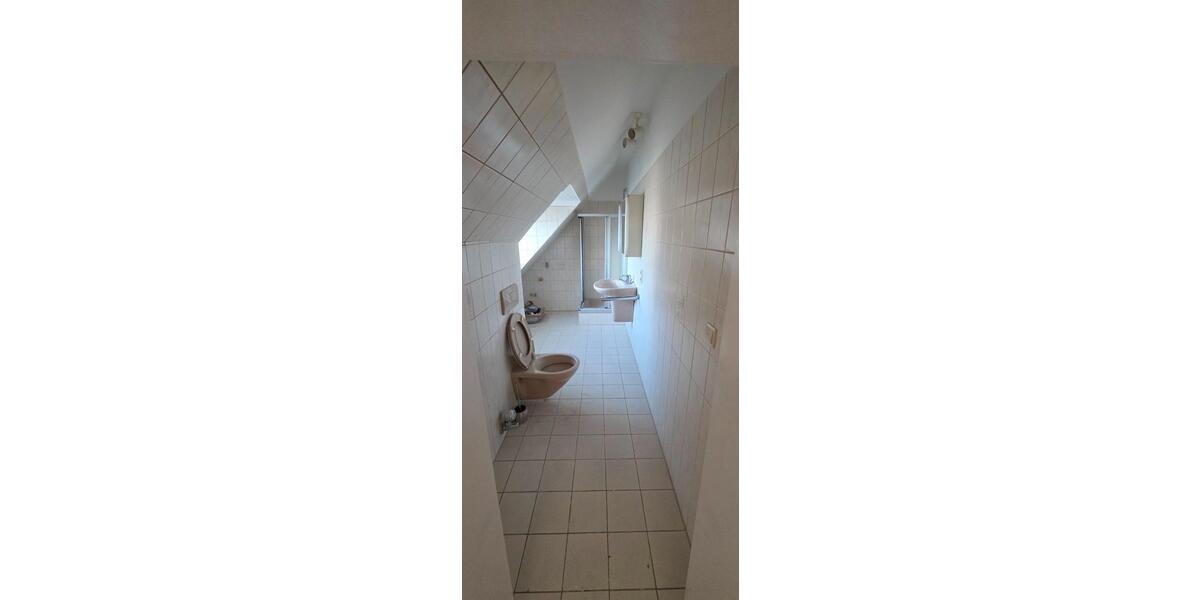 Dachgeschoßwohnung Bremerhaven Geestemünde - 2 Zimmer, 52 m&sup2;, 450&euro; | Angebot:26534583