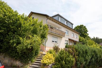 Ihr neues Zuhause: 4-Zimmer TraumWohnung in ruhiger Lage