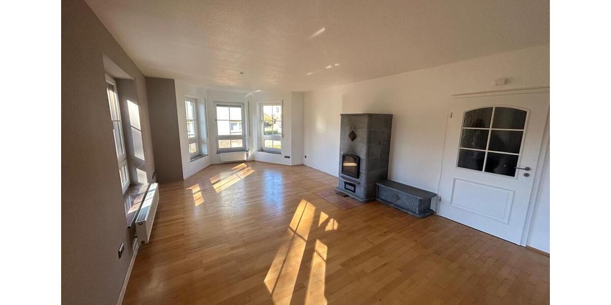 Einfamilienhaus Bebra - 6.5 Zimmer, 152 m&sup2;, 1.348&euro; | Angebot:21845134