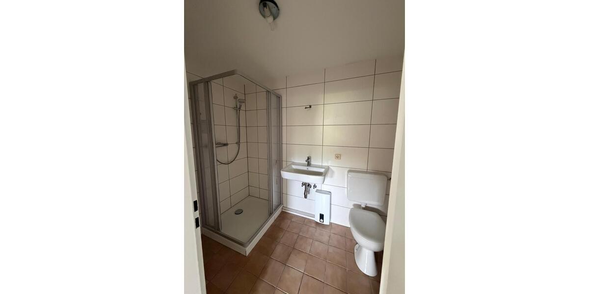 Etagenwohnung Reichshof - 2 Zimmer, 66 m&sup2;, 600&euro; | Angebot:26648944