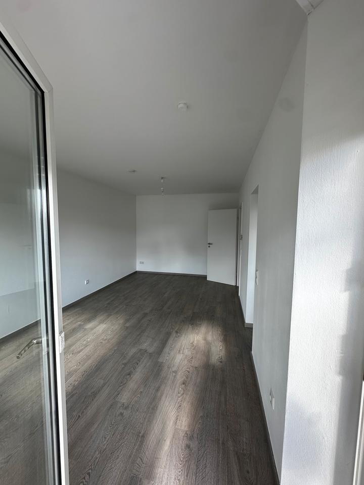 Modernisierte 2-Zimmer-Wohnung mit Balkon