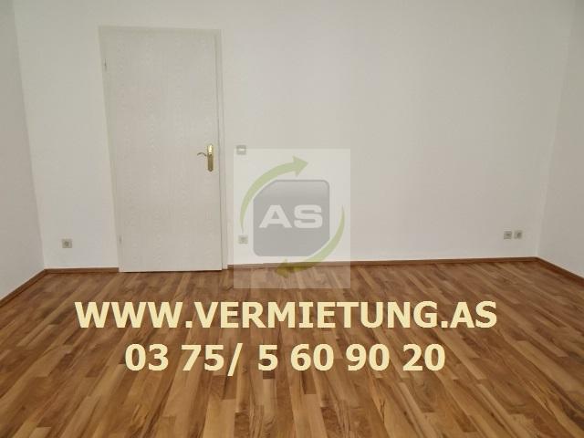 Etagenwohnung Zwickau - 5 Zimmer, 105 m&sup2;, 695&euro; | Angebot:26587847