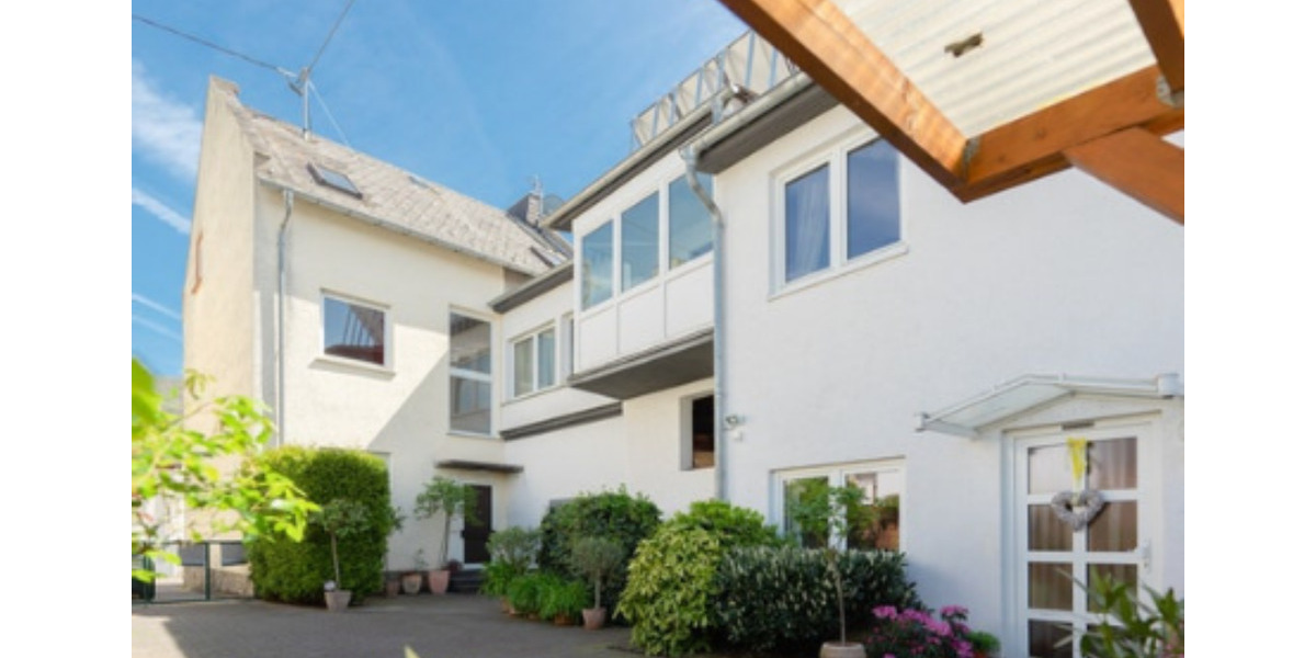 Wohnen wie im Eigenheim, 5 Zimmer Maisonette Wohnung, 2 Bäder 5 zimmer