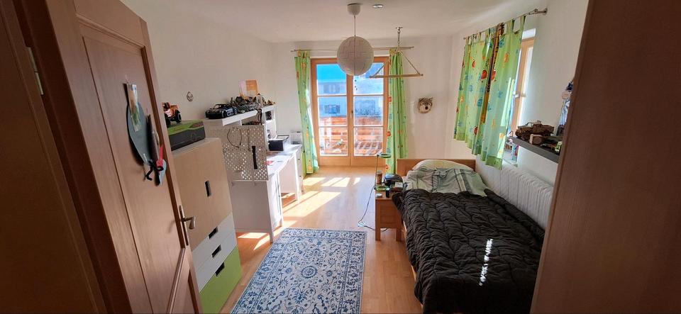 Einfamilienhaus Bad Wiessee - 6.5 Zimmer, 180 m&sup2;, 3.200&euro; | Angebot:24660603