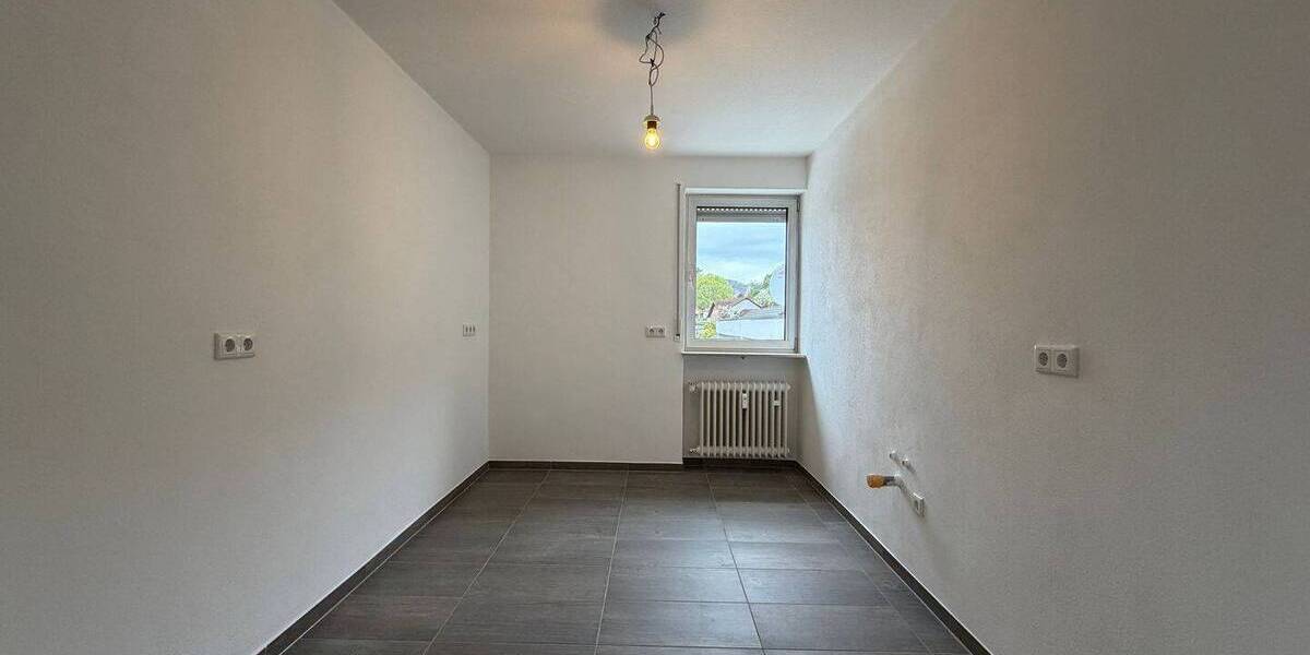 Etagenwohnung Großheubach - 3 Zimmer, 100 m&sup2;, 890&euro; | Angebot:26142148